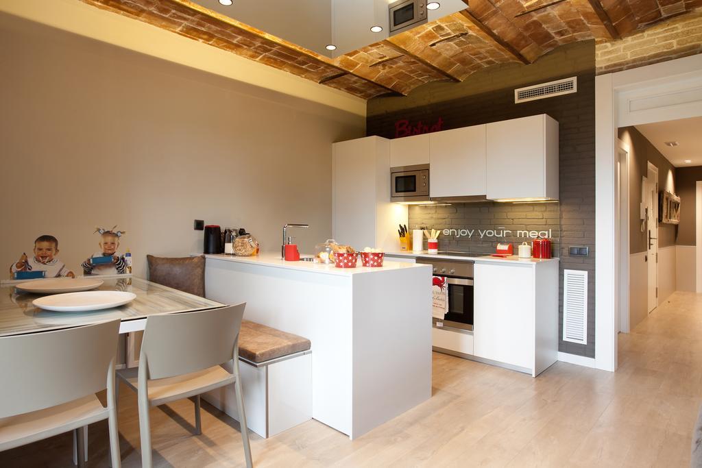 Enjoybcn Miro Apartments Barcelona Room photo